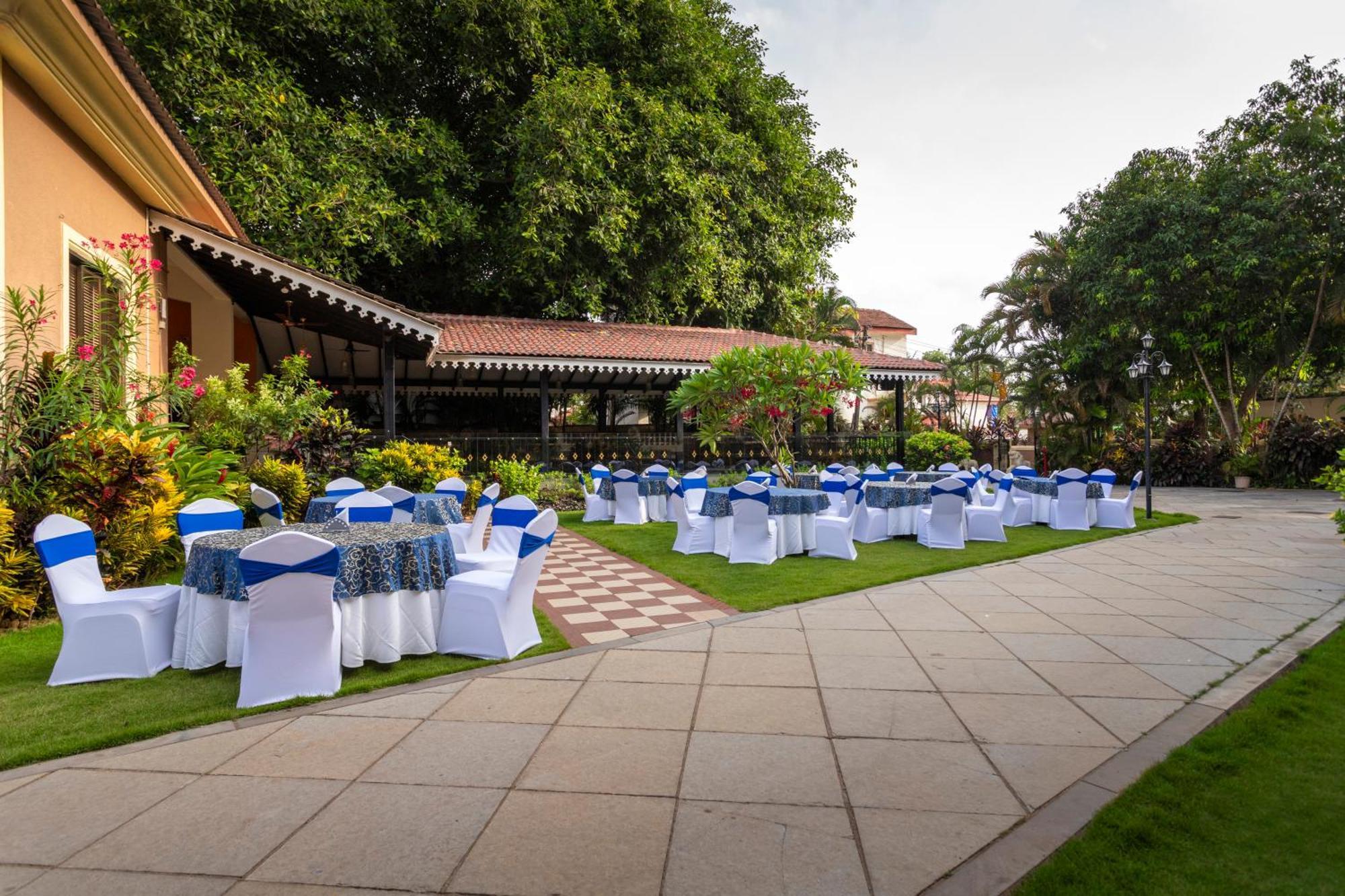 De Mandarin Beach Resort Suites & Villas, Candolim Exterior foto